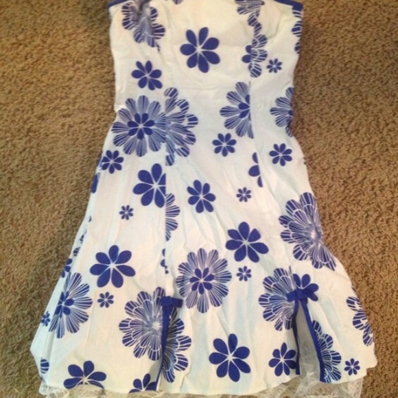 White and Blue Floral Special Event Dress - Picture 1 of 3